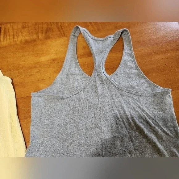 Nike and Zyia Athletic Tank Top Medium - Picture 5 of 7